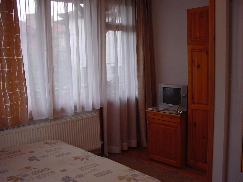 דוברינישטה Guest House Voyno חדר תמונה