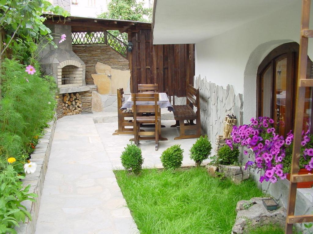 דוברינישטה Guest House Voyno מראה חיצוני תמונה