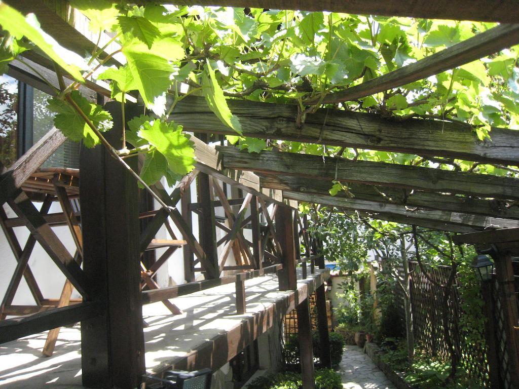 דוברינישטה Guest House Voyno חדר תמונה